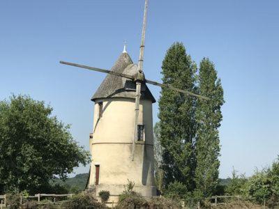 Moulin A Vent Le Champ Du Trail Villa Saint-Cyr-des-Gats Екстериор снимка
