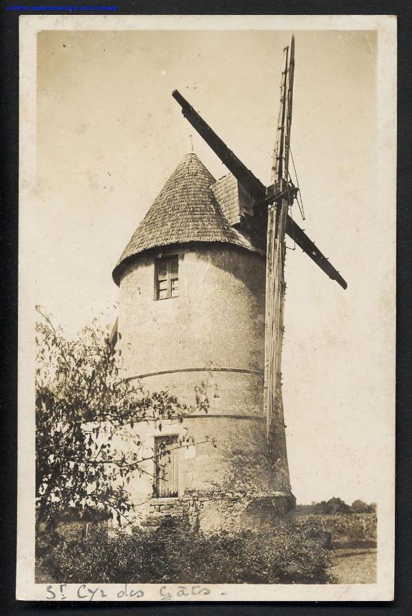 Moulin A Vent Le Champ Du Trail Villa Saint-Cyr-des-Gats Екстериор снимка